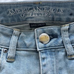 American Eagle Light Wash Jeans